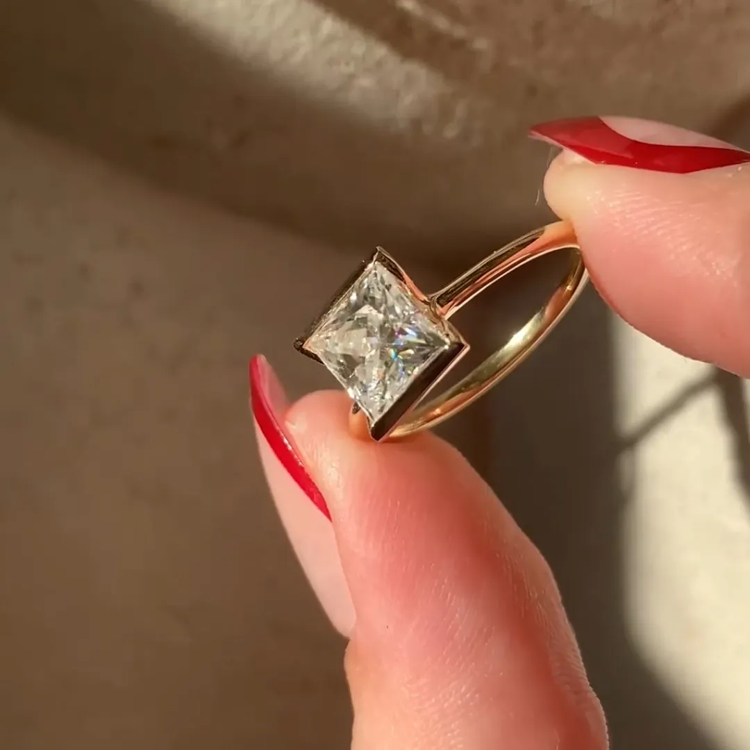 /public/photos/live/Princess Cut Half Bezel Set Solitaire Engagement Ring 514 (3).webp